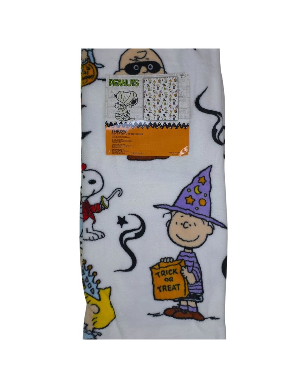 Peanuts Halloween Throw Blanket 46"x60" Featuring Snoopy & Friends In Costume